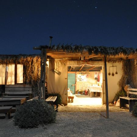 Succah In The Desert Mițpe Ramon Exterior foto