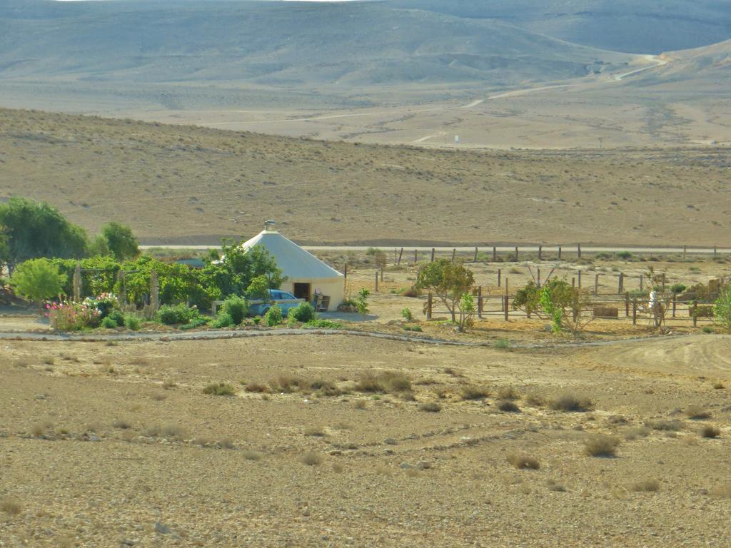 Succah In The Desert Mițpe Ramon Exterior foto