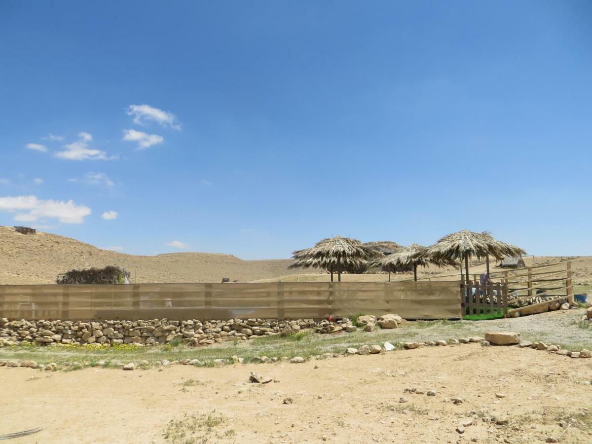 Succah In The Desert Mițpe Ramon Exterior foto